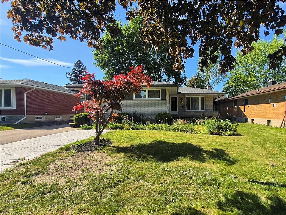 1st image of 11 Duncairn Ave