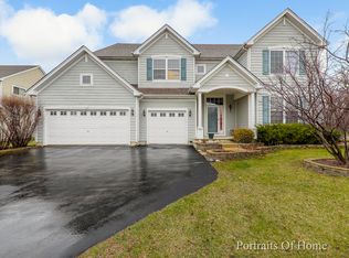 346 Comstock Dr, Elgin, IL 60124