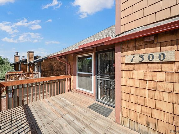 2nd image of 1300 S Carson Way
