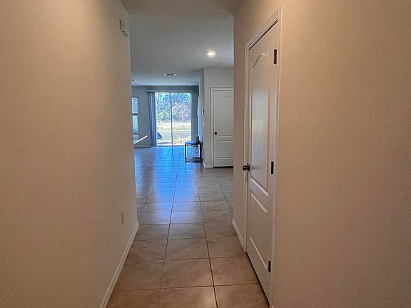 4th image of 20 Bella Lago Cir