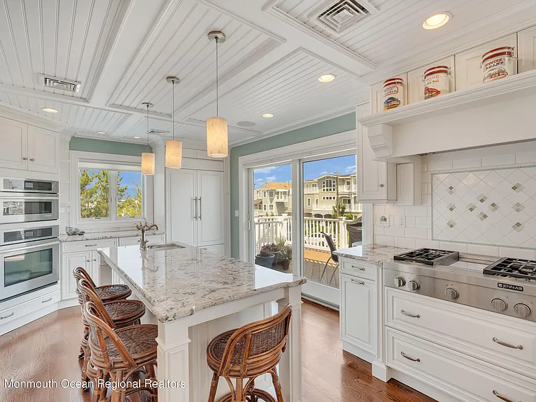 1101 S Ocean Ave — Photo 46