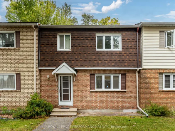 1781 Bellmanor Ct, Ottawa, ON K1T 2V7