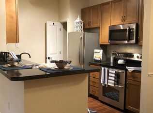 961 Daylight Cir APT 121, Lake Mary, FL 32746