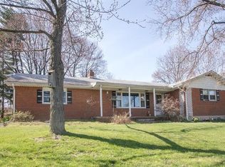 223 Grouse Dr, Bath, PA 18014