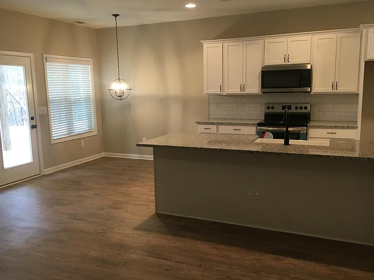 6346 Woodland Station Dr — Photo 2
