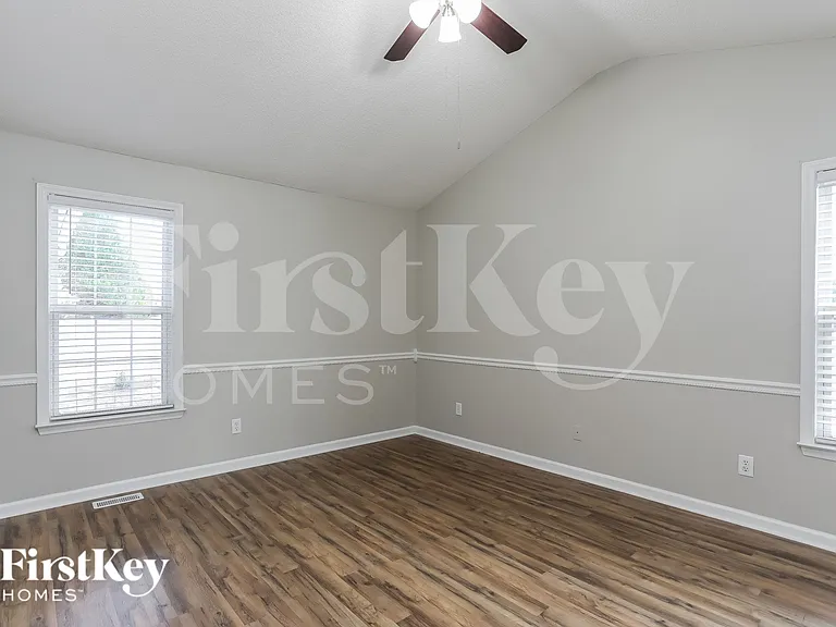 132 Mary Ln — Photo 7
