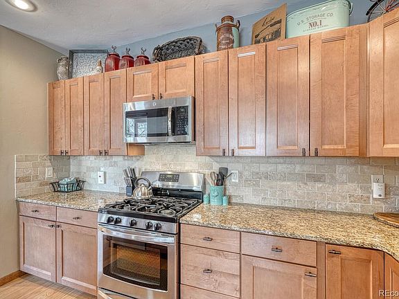 5th image of 402 E Sackett Avenue #G