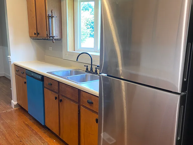 930 Oak Hill Dr — Photo 10