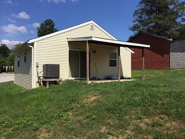 2nd image of 368 Wilmington Pike #1