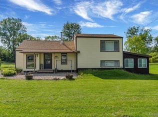 11150 Torrey Rd, Fenton, MI 48430