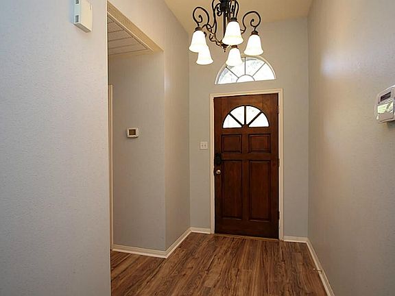 4th image of 17927 Western Pass Ln
