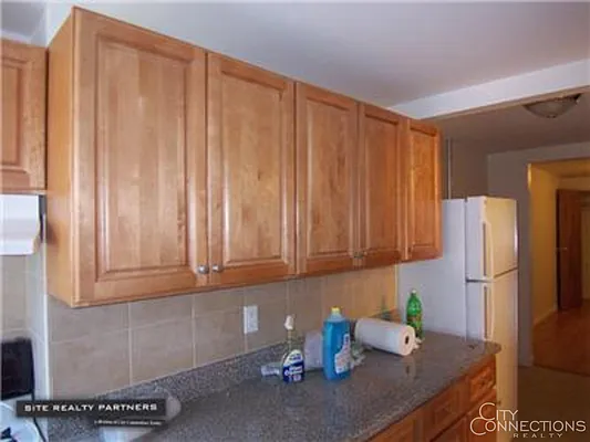 Rented by City Connections Realty | media 19