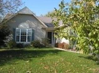 747 Churchill Ln, Oswego, IL 60543