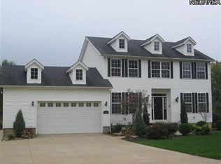 1412 Steese Rd, Uniontown, OH 44685