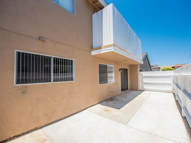 7282 La Mancha Cir — Photo 25