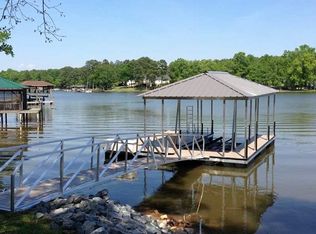 1595 Kingfisher Dr, Ridgeway, SC 29130