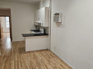 151 Norman Ave APT 3R, Brooklyn, NY 11222