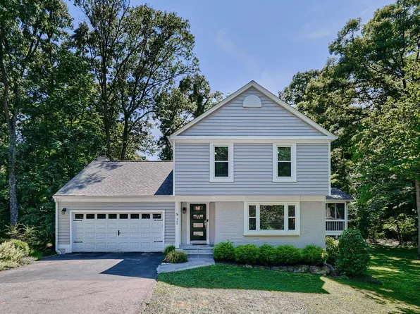 302 Wood Shadows Ct, Millersville, MD 21108