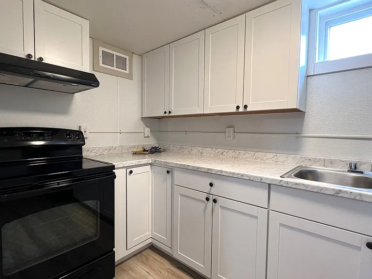 Cleveland Duplex — Photo 7