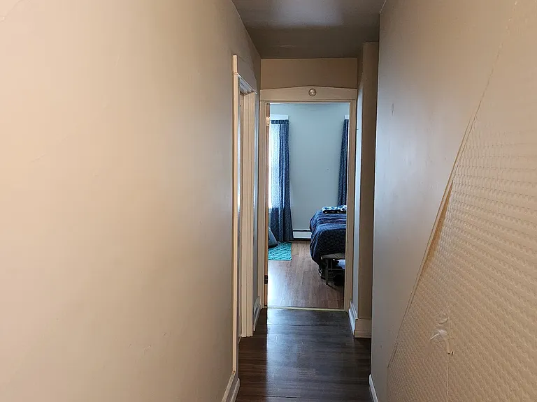 1952 New St #2 — Photo 11