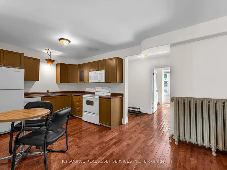25 West St #2 — Photo 6