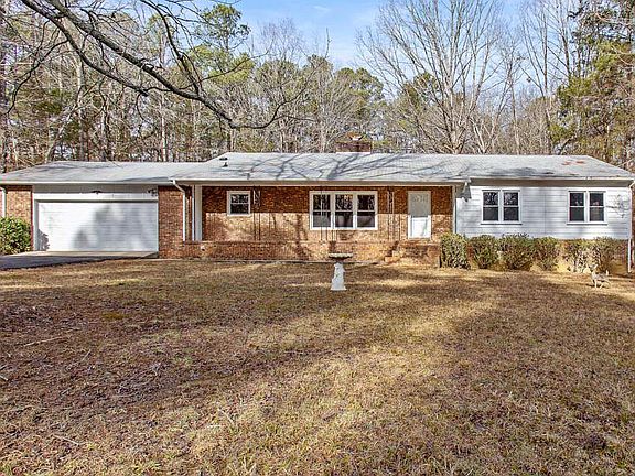 2nd image of 2110 New Hope Dr