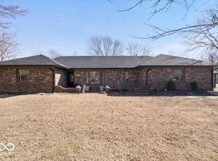 6585 Crown Dr, Brownsburg, IN 46112