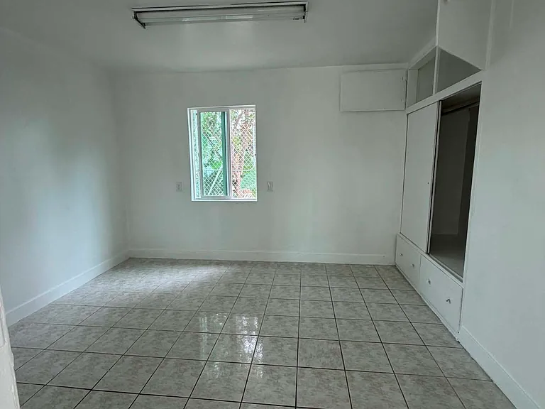 11720 Ferris Rd — Photo 8