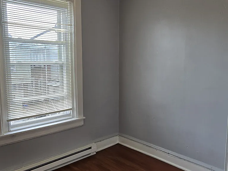 4900 N 8th St #C — Photo 30