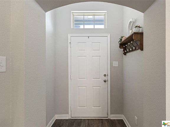 3rd image of 1226 Lilac Ledge Dr