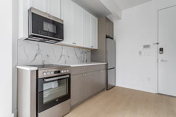 Rented by Yup Realty LLC | media 12