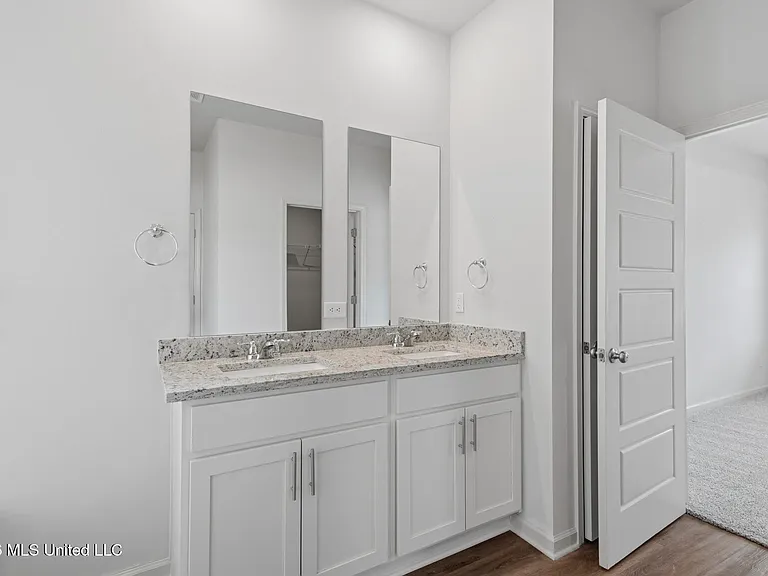 429 Piney Dr — Photo 27