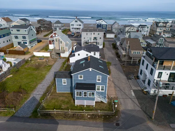 11 Walker Street, Wells, ME 04090