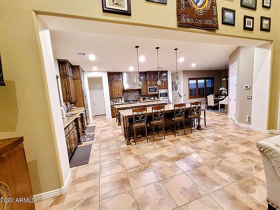 4th image of 3758 E Encanto St