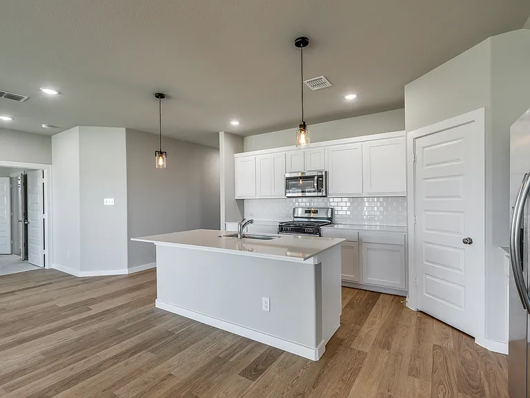 5107 Meditation Dr — Photo 9