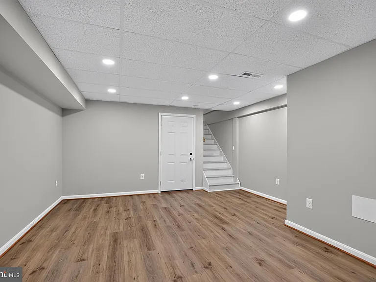 5195 Saint Leonard Rd — Photo 29