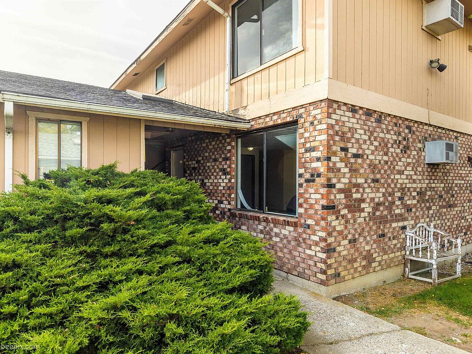 1st image of 6131 N Addison St #6133/6135-N