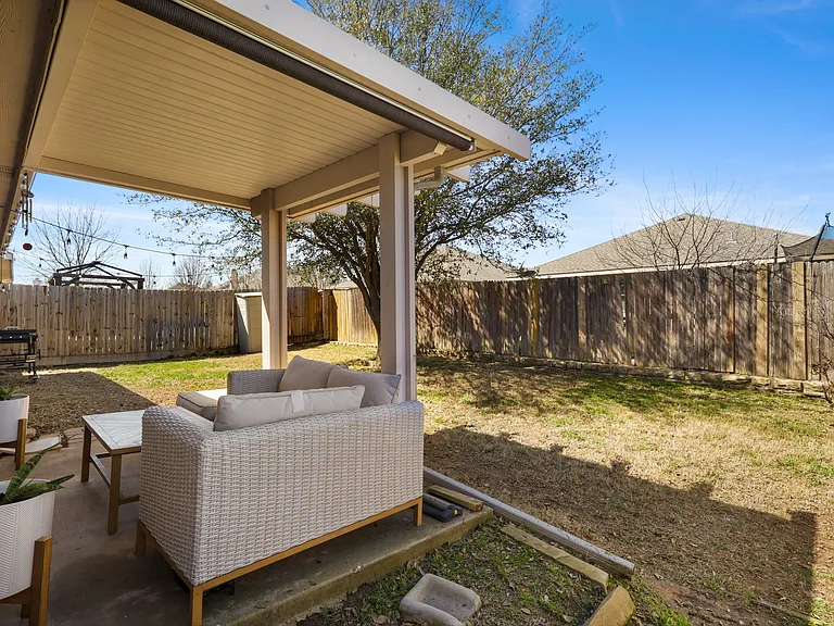 2031 Lake Trail Dr — Photo 30