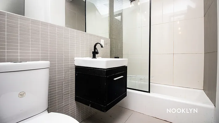 Rented by Nooklyn NYC LLC | media 15