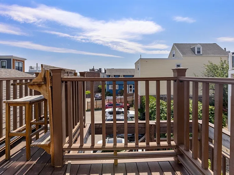 17 Sackville St #3 — Photo 25