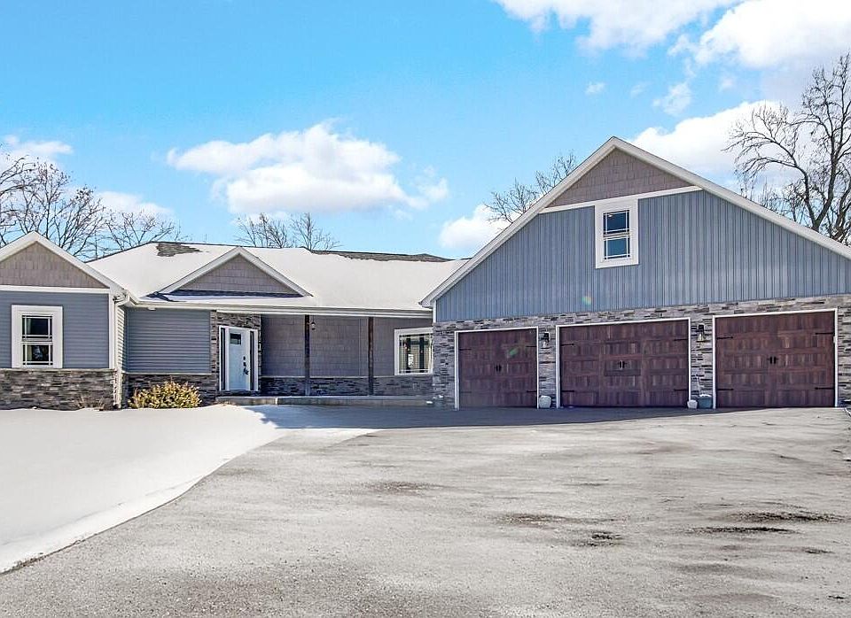 1st image of 10427 N 600 W