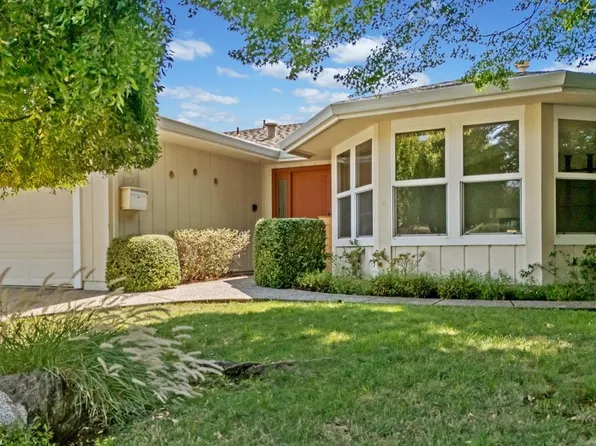 373 Green Field Circle, Santa Rosa, CA 95409