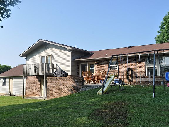 5th image of 804 Montvue Ave