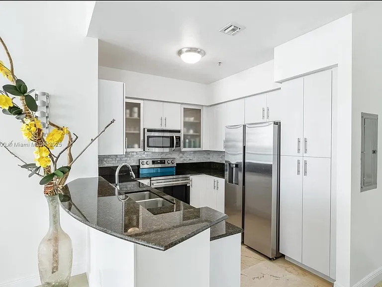 7900 Harbor Island Dr #Penthouse 14 — Photo 6