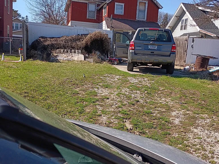 118 N Nebraska St — Photo 2