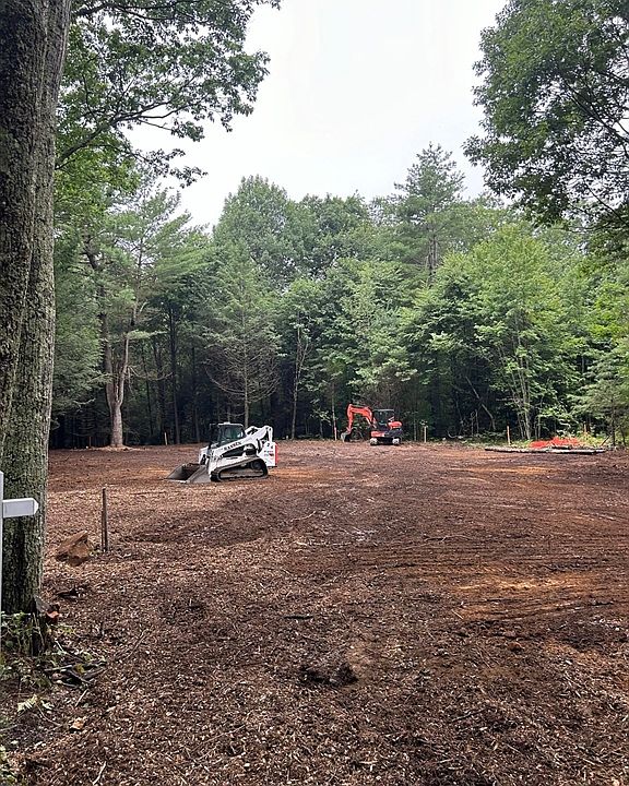 2nd image of 0 Hiland Rd #3-4