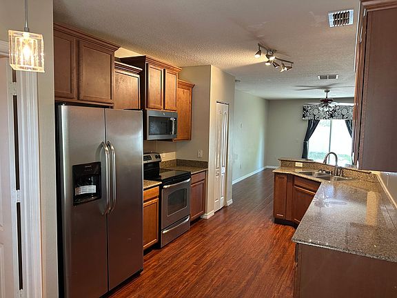 5th image of 5425 Lochdale Dr