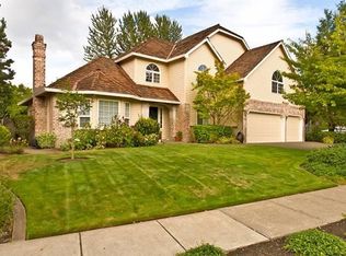 15215 SW Emerald St, Beaverton, OR 97007