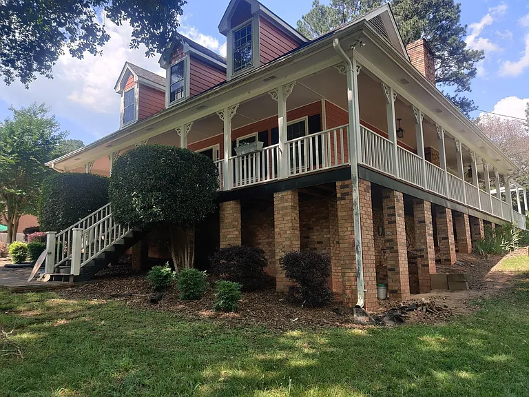 Azalea Ct — Photo 10