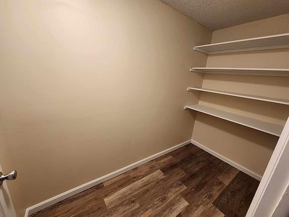 Storage room/closet